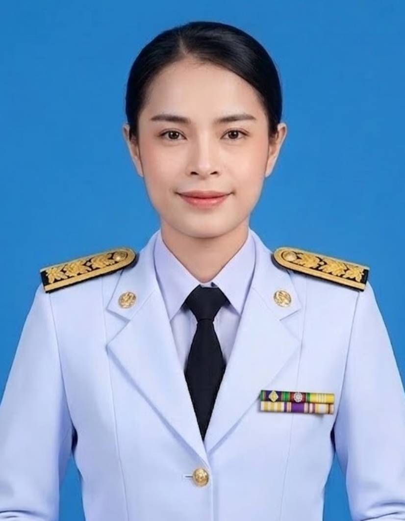 นางสาวจุฑารัตน์ จันทะวงศ์