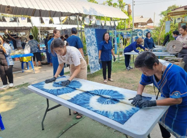 จัดอบรมโครงการพัฒนาศักยภาพด้านการตลาดเพื่อเพิ่มช่องทางการตลาด “หม้อห้อม” สินค้าเกษตรอัตลักษณ์พื้นถิ่นจังหวัดแพร่ ... พารามิเตอร์รูปภาพ 9