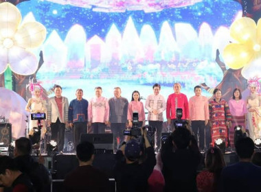 งานมหกรรมการเกษตรและท่องเที่ยวถนนสายดอกไม้งามริมกว๊านพะเยา ... พารามิเตอร์รูปภาพ 13