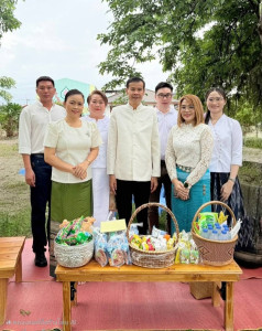 เข้าร่วมกิจกรรมทำบุญตักบาตรบนเมก ... พารามิเตอร์รูปภาพ 1