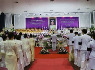 ร่วม " พิธีถวายเครื่องราชสักการะและวางพานพุ่ม ... พารามิเตอร์รูปภาพ 4