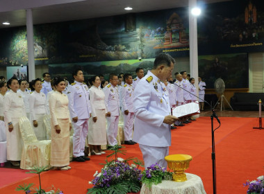 ร่วม " พิธีถวายเครื่องราชสักการะและวางพานพุ่ม ... พารามิเตอร์รูปภาพ 5
