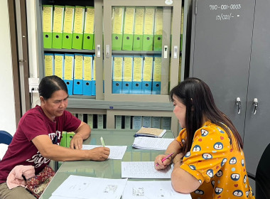 จัดทำสัญญาเงินกู้และค้ำประกันเพื่อเบิกเงินกู้กองทุนสงเคราะห์เกษตรกร กลุ่มเกษตรกรทำสวนยั่งยืนตำบลนาพูน ... พารามิเตอร์รูปภาพ 4