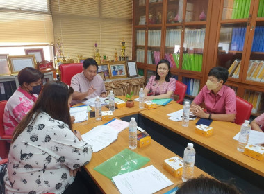 ประชุมคณะกรรมการดำเนินการของร้านสหกรณ์วิทยาลัยอาชีวศึกษาแพร่ จำกัด ... พารามิเตอร์รูปภาพ 2